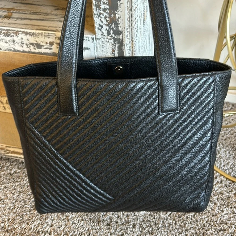 14th & Union Muse‎ Leather Quilted Tote Bag in Black